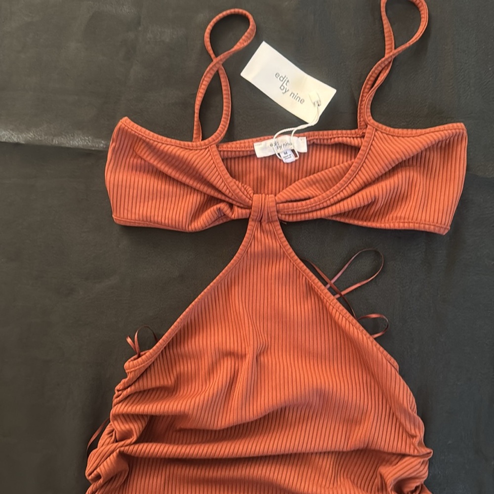 Elegant Rust Cut-Out Midi Dress Edit by nine sz M